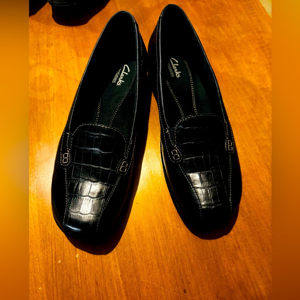 Clark’s leather Black women’s size 9.5 GUC